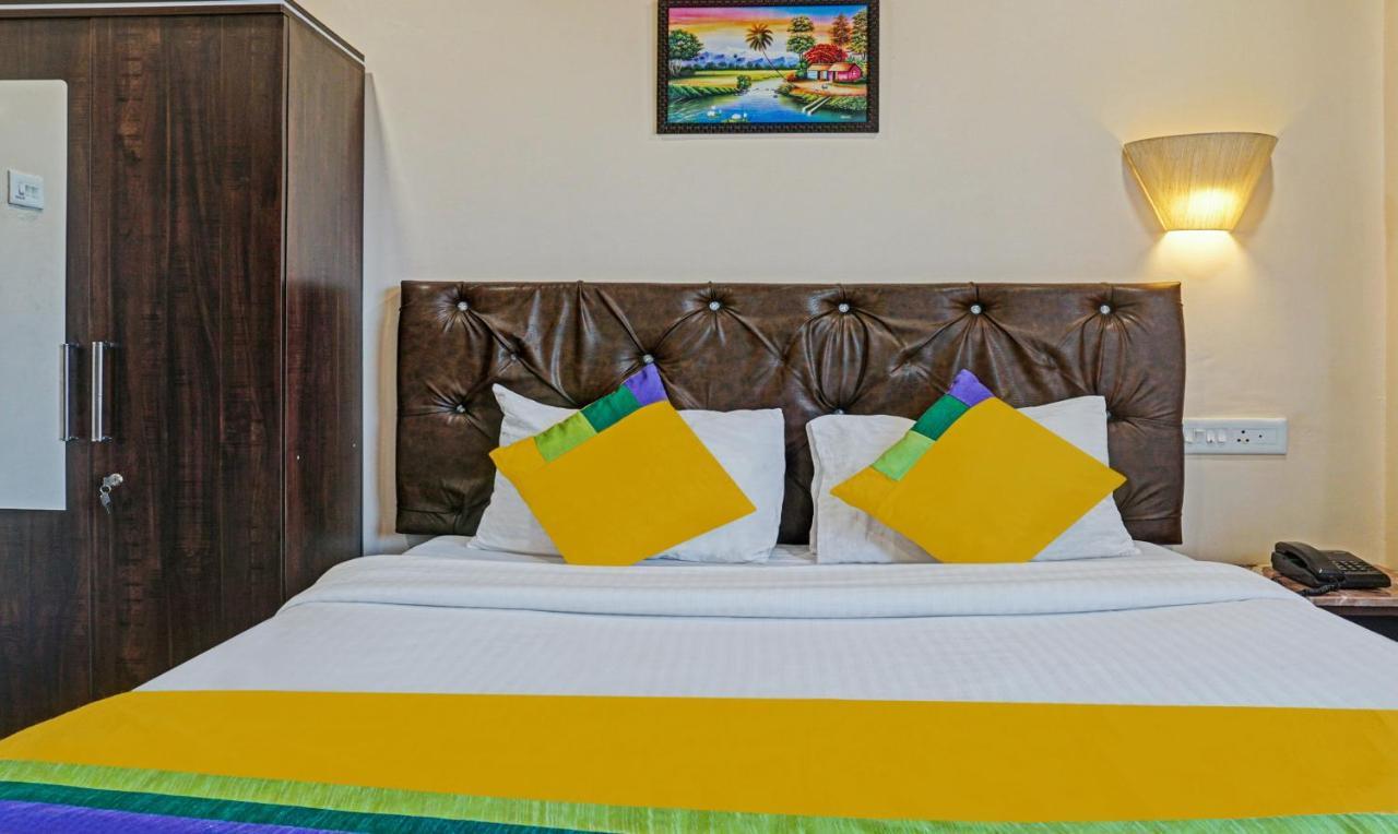 Itsy Hotels Punest Phursungi Exteriör bild