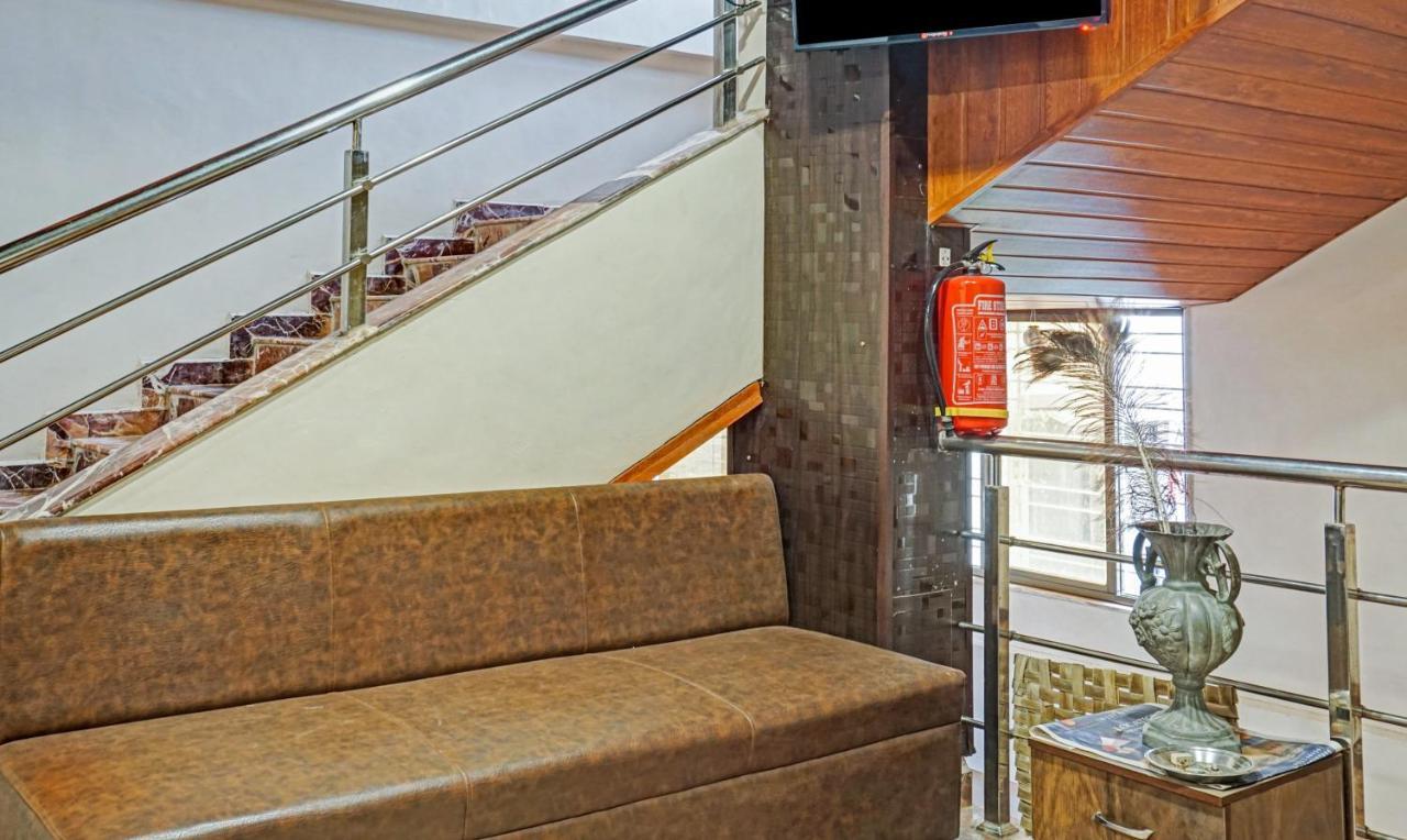 Itsy Hotels Punest Phursungi Exteriör bild